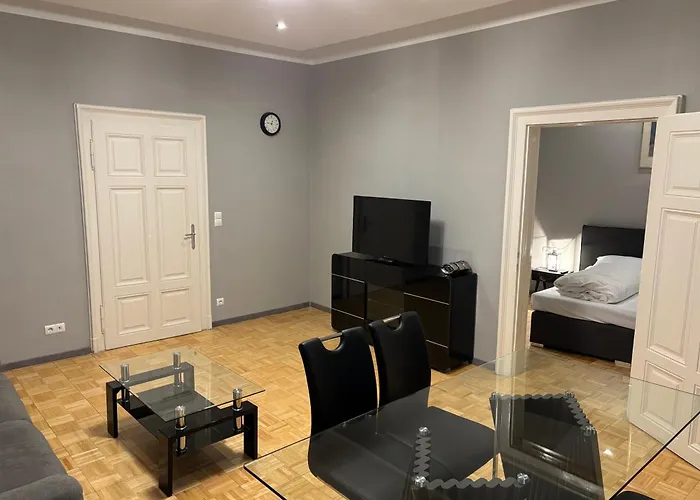 Carlton Suites