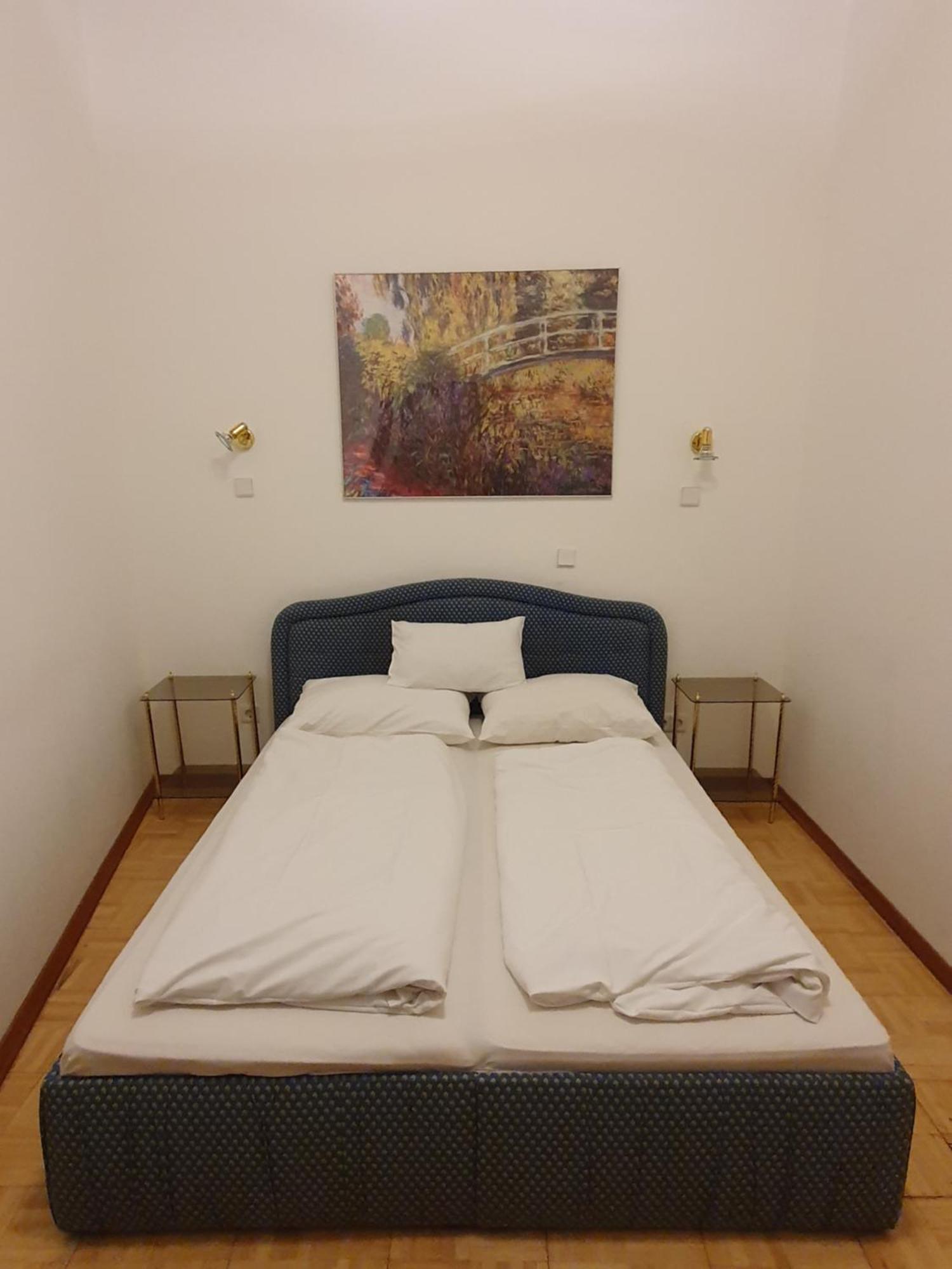 Carlton Appartement *