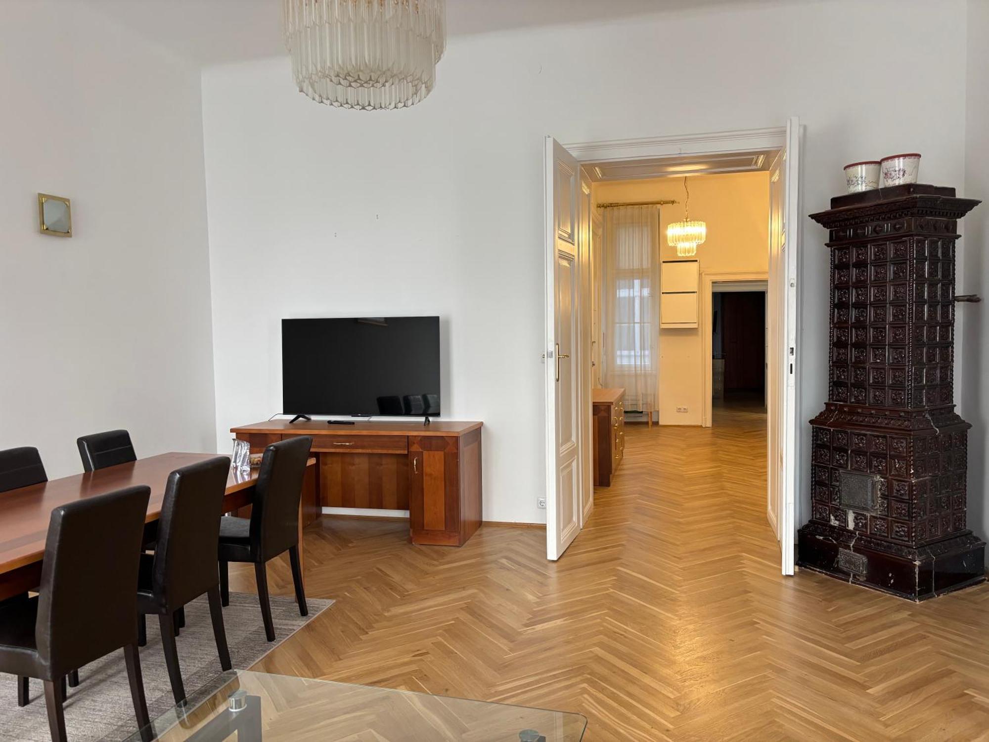 Carlton Appartement *