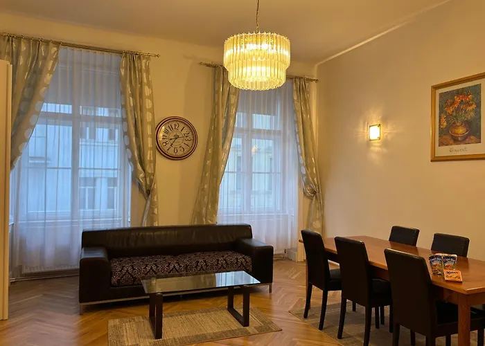 Carlton Suites